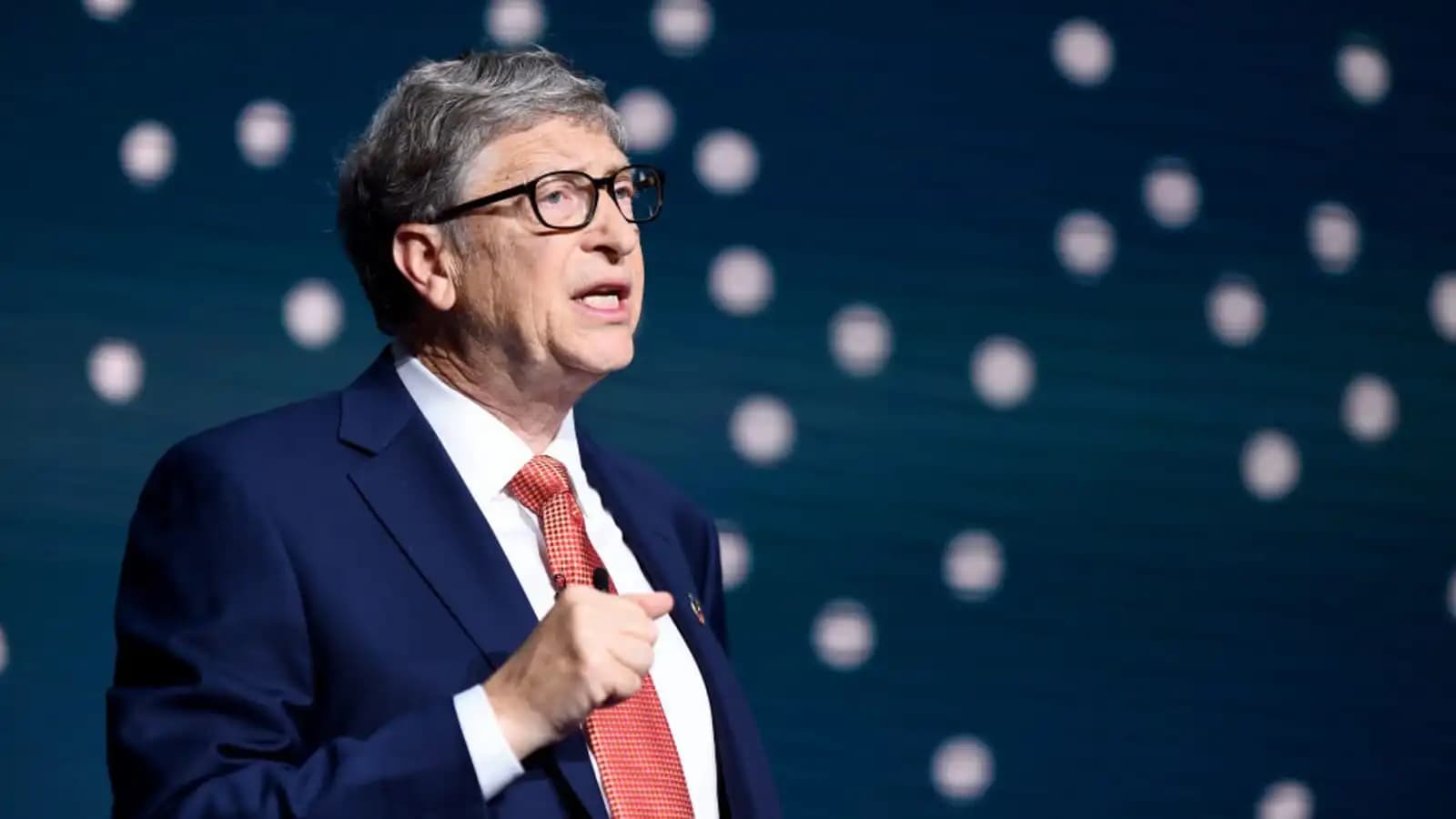 8 Lessons from Famous Leaders to Boost Your Career