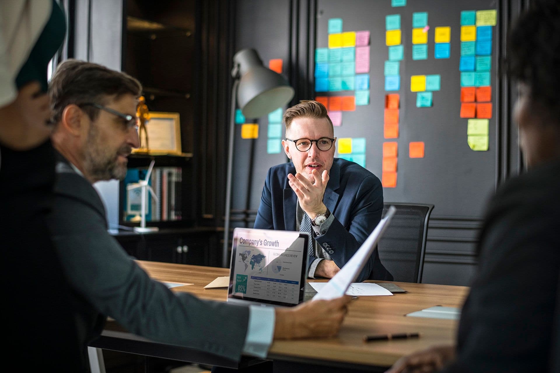 How to Ask for a Raise Like a Pro in 8 Steps